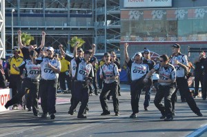 JFR_16X-celebration_Lewis640