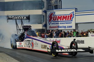 NHRA_Brown-burnout_CLT1