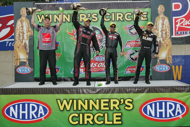 NHRA_WinnersCircle-Reading