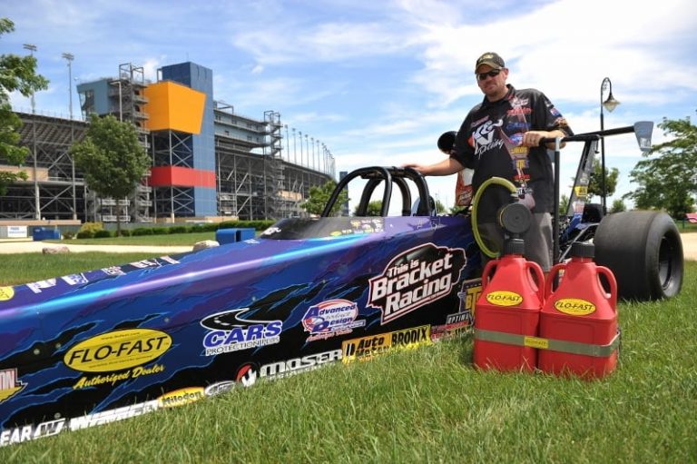 FLOFAST Fuel Pump Makes BetweenRound Fueling Easier Drag Illustrated