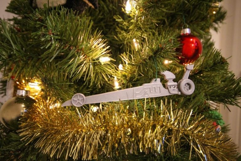 Hang S&W Race Cars’ New Dragster Ornament on Your Christmas Tree Drag