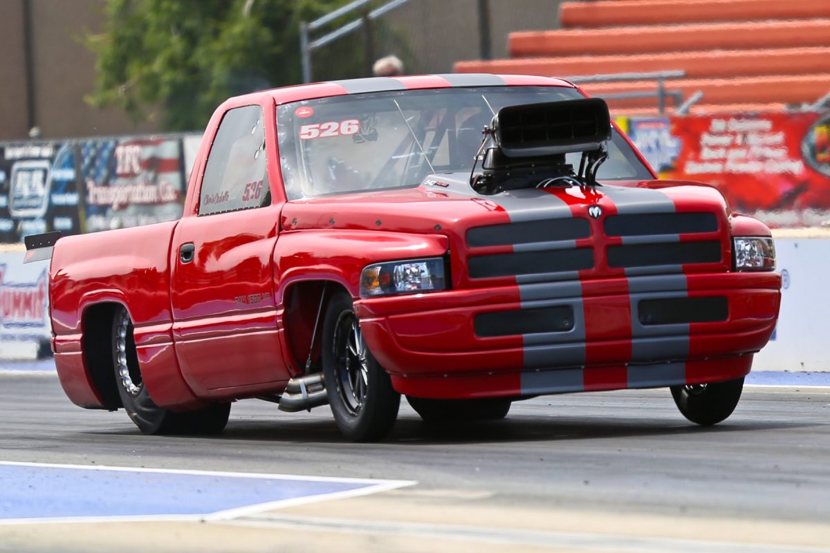 Åre psykologi ineffektiv Chris Cadotto Dares to be Different in PDRA Pro Street - Drag Illustrated |  Drag Racing News, Opinion, Interviews, Photos, Videos and More