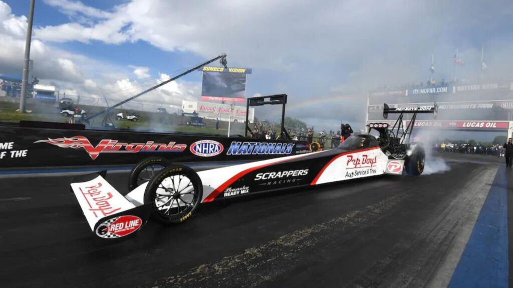 10 Cool Engines from the NHRA Virginia Nationals!