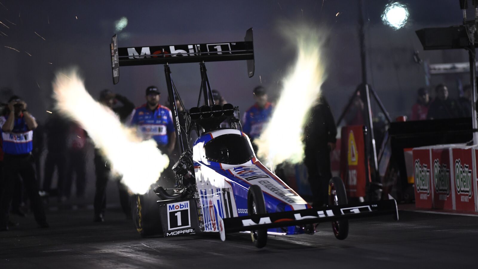 Tony Stewart Falls in Round One at Sonoma But Stays in Title Hunt - BVM