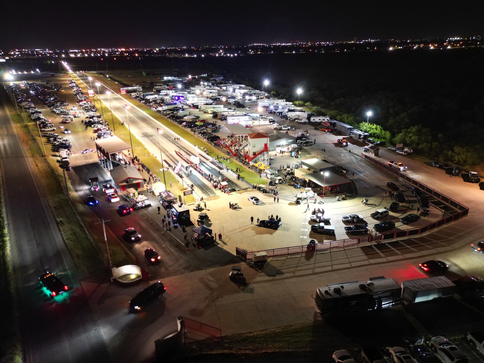 Night falls over WesTx Abilene Raceway during the Freedom of War